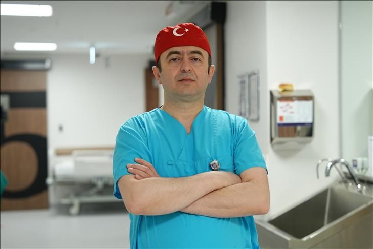 Kapalı ameliyatla testis kanserinden kurtuldu - Anadolu Ajansı
